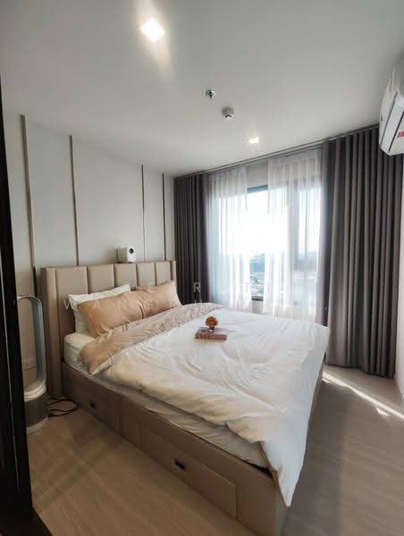 Life Sathorn Sierra, Bangkok, Ratchaphruek Rd, Talat Plu, Thon Buri, Bangkok, 1 Bedroom, 32 sqm, Condo For Rent, by Keerati Wangrujirakul, 500539767 - DDproperty.com