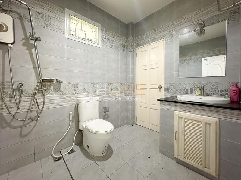 Detached House Chaengwattana 14, Bangkok, Thung Song Hong, Lak Si, Bangkok, 4 Bedrooms, 180 sqm, Single Detached House For Sale, by HOME Real Estate Service, 500539788 - DDproperty.com