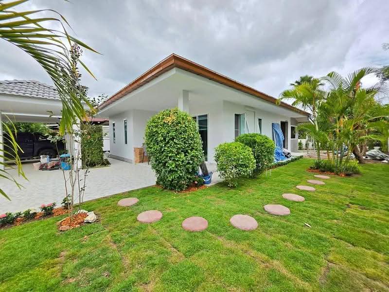 2-BR House, Prachuap Khiri Khan, Hua Hin, Prachuap Khiri Khan, 2 Bedrooms, 93 sqm, Single Detached House For Sale, by Pavadee Boonyarith, 500539791 - DDproperty.com
