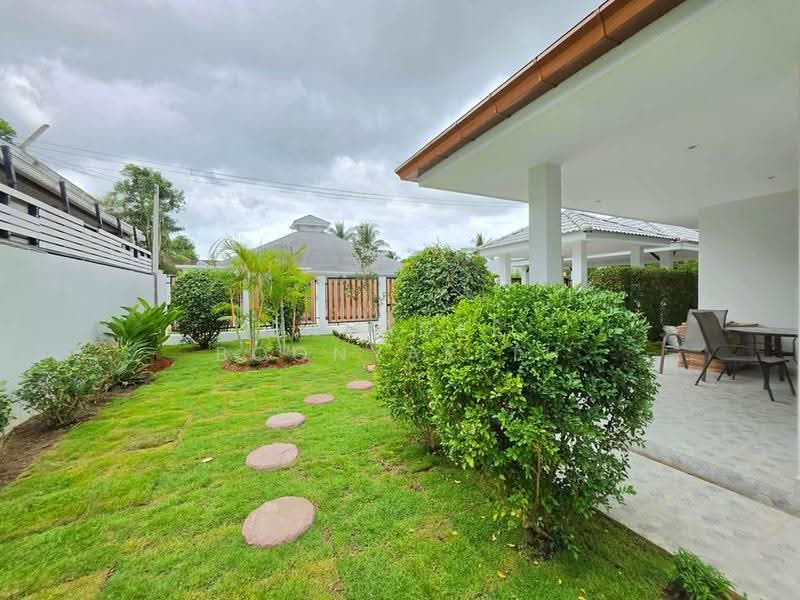 2-BR House, Prachuap Khiri Khan, Hua Hin, Prachuap Khiri Khan, 2 Bedrooms, 93 sqm, Single Detached House For Sale, by Pavadee Boonyarith, 500539791 - DDproperty.com