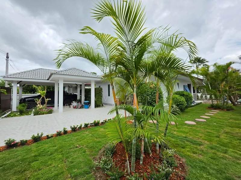 2-BR House, Prachuap Khiri Khan, Hua Hin, Prachuap Khiri Khan, 2 Bedrooms, 93 sqm, Single Detached House For Sale, by Pavadee Boonyarith, 500539791 - DDproperty.com