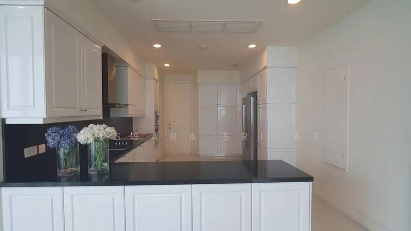 Royce Private Residences, Bangkok, 61 Soi Sukhumvit 31, Khlongtoei Nua, Watthana, Bangkok, 4 Bedrooms, 355 sqm, Condo For Sale, by Bussara Sri-At, 500539823 - DDproperty.com