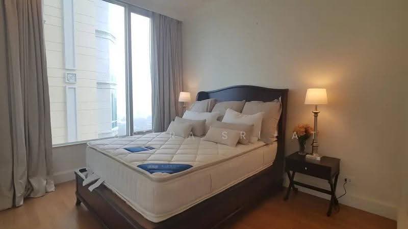 Royce Private Residences, Bangkok, 61 Soi Sukhumvit 31, Khlongtoei Nua, Watthana, Bangkok, 4 Bedrooms, 355 sqm, Condo For Sale, by Bussara Sri-At, 500539823 - DDproperty.com