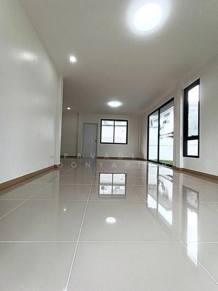 undefined, Bangkok, Bang Chun, Khlong Sam Wa, Bangkok, 3 Bedrooms, 150 sqm, Single Detached House For Sale, by Pavadee Boonyarith, 500539835 - DDproperty.com