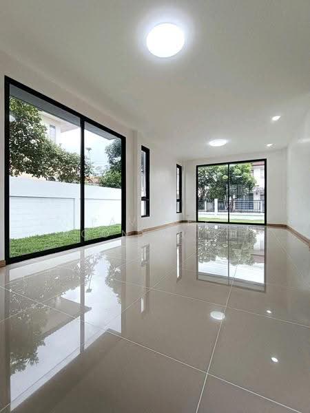 undefined, Bangkok, Bang Chun, Khlong Sam Wa, Bangkok, 3 Bedrooms, 150 sqm, Single Detached House For Sale, by Pavadee Boonyarith, 500539835 - DDproperty.com