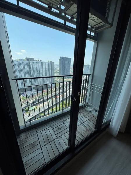 Life Sathorn Sierra, Bangkok, Ratchaphruek Rd, Talat Plu, Thon Buri, Bangkok, 1 Bedroom, 35 sqm, Condo For Rent, by Bussara Sri-At, 500539875 - DDproperty.com