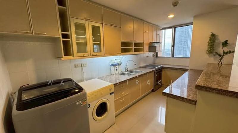 Tai Ping Towers, Bangkok, 582 Soi Sukhumvit 63, Khlong Tan Nua, Watthana, Bangkok, 2 Bedrooms, 102 sqm, Condo For Rent, by Keerati Wangrujirakul, 500539878 - DDproperty.com