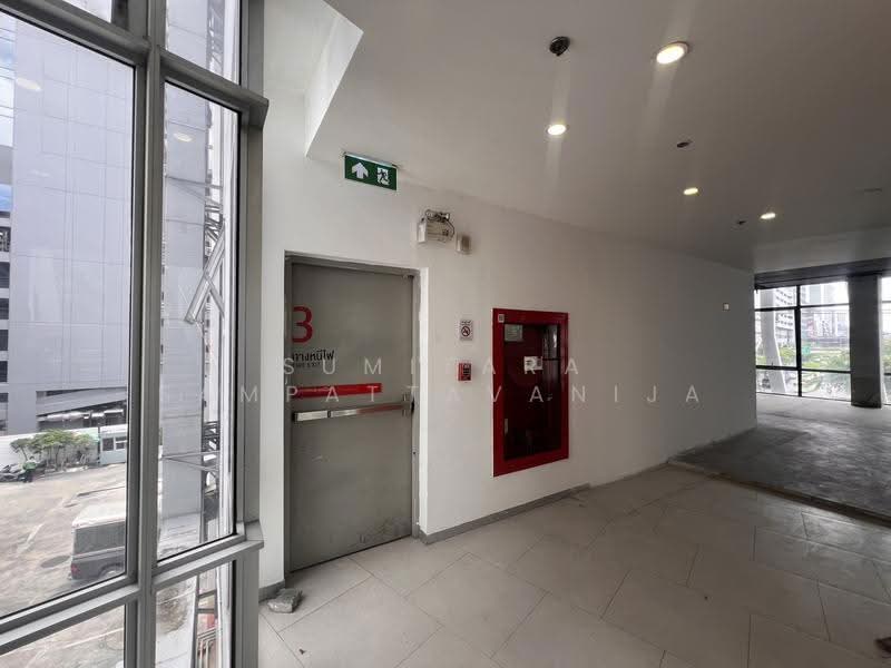 พื้นที่ให้เช่า สีลม บางรัก : Space for rent Silom, Bang Rak, กรุงเทพ, สี่พระยา, บางรัก, กรุงเทพ, 89 ตร.ม., พื้นที่ขายของ ให้เช่า, โดย Sumitara Sampattavanija, 500539898 - DDproperty.com