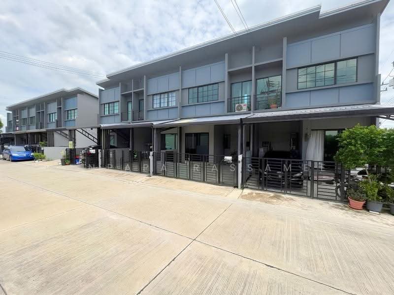 Siri Place Rangsit, Pathum Thani, Rangsit-Pathum Thani Road, Ban Klang, Muang Pathum Thani, Pathum Thani, 3 Bedrooms, 100 sqm, Townhouse For Sale, by Punpapa Rassamee, 500539905 - DDproperty.com