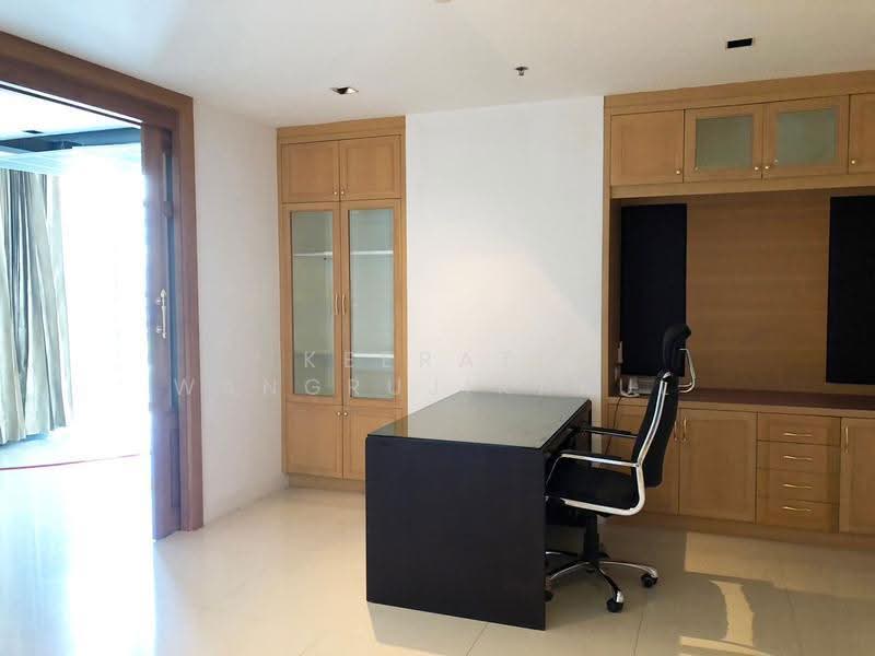 Athenee Residence, Bangkok, 65 Witthayu Road, Lumphini, Pathum Wan, Bangkok, 4 Bedrooms, 294 sqm, Condo For Rent, by Keerati Wangrujirakul, 500539944 - DDproperty.com