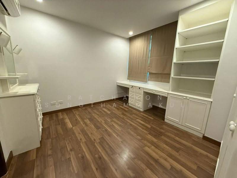 The Rajdamri, Bangkok, Ratchadamri Road, Lumphini, Pathum Wan, Bangkok, 2 Bedrooms, 112 sqm, Condo For Sale, by Ratchanon Songthammakul, 500539958 - DDproperty.com