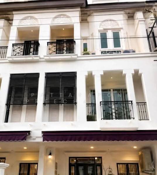 Leon Sukhumvit 62, Bangkok, Soi Sampopnaruemit, Bang Chak, Phra Khanong, Bangkok, 4 Bedrooms, 382 sqm, Townhouse For Sale, by Pattarapon Preechalertpiriya, 500540020 - DDproperty.com