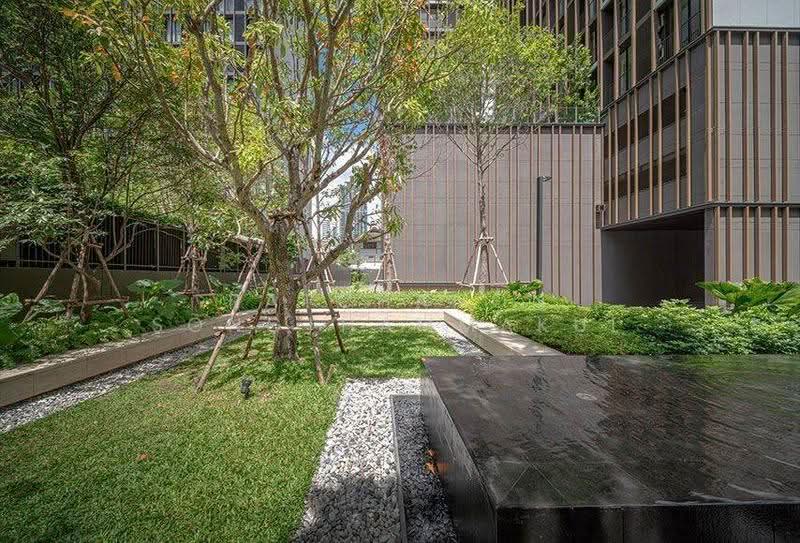 Noble Around Sukhumvit 33 : โนเบิล อราวน์ สุขุมวิท 33, กรุงเทพ, 17 ซอย สุขุมวิท 33, คลองตันเหนือ, วัฒนา, กรุงเทพ, 28 ตร.ม., คอนโด ให้เช่า, โดย Ratchanon Songthammakul, 500540060 - DDproperty.com