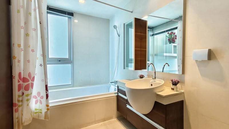 Sky Walk Residences, Bangkok, 1599 Sukhumvit Road, Phra Kanong Nua, Watthana, Bangkok, 2 Bedrooms, 60 sqm, Condo For Rent, by Keerati Wangrujirakul, 500540070 - DDproperty.com