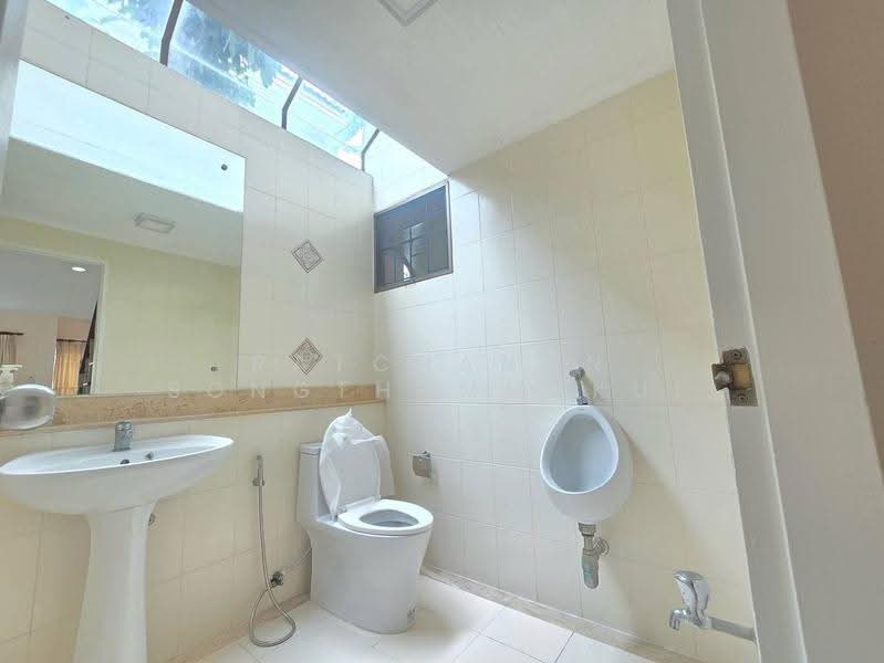 Setthasiri Serithai, Bangkok, Kanchanaphisek 11/3 Intersection 4, Khan Na Yao, Bangkok, 3 Bedrooms, 225 sqm, Single Detached House For Rent, by Ratchanon Songthammakul, 500540082 - DDproperty.com