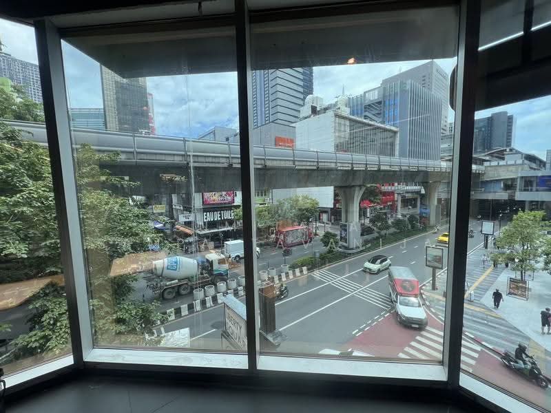 พื้นที่ให้เช่า สีลม บางรัก : Space for rent Silom, Bang Rak, กรุงเทพ, สีลม, บางรัก, กรุงเทพ, 100 ตร.ม., พื้นที่ขายของ ให้เช่า, โดย Sumitara Sampattavanija, 500540096 - DDproperty.com
