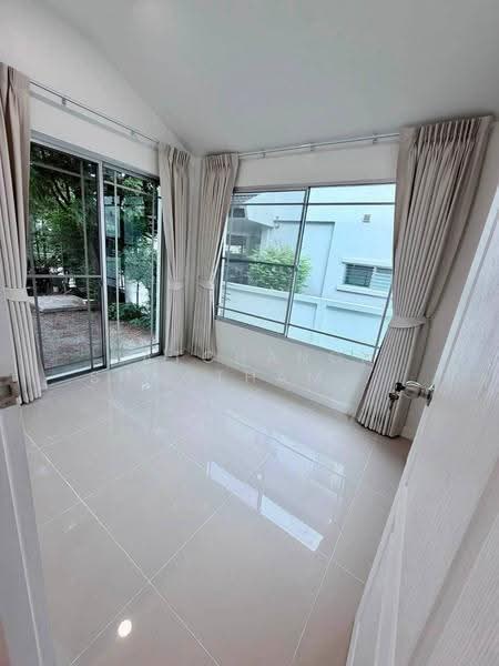 Manthana Onnut-Wongwan 2, Bangkok, Sukhaphiban 2 Road, Prawet, Bangkok, 4 Bedrooms, 215 sqm, Single Detached House For Rent, by Ratchanon Songthammakul, 500540101 - DDproperty.com