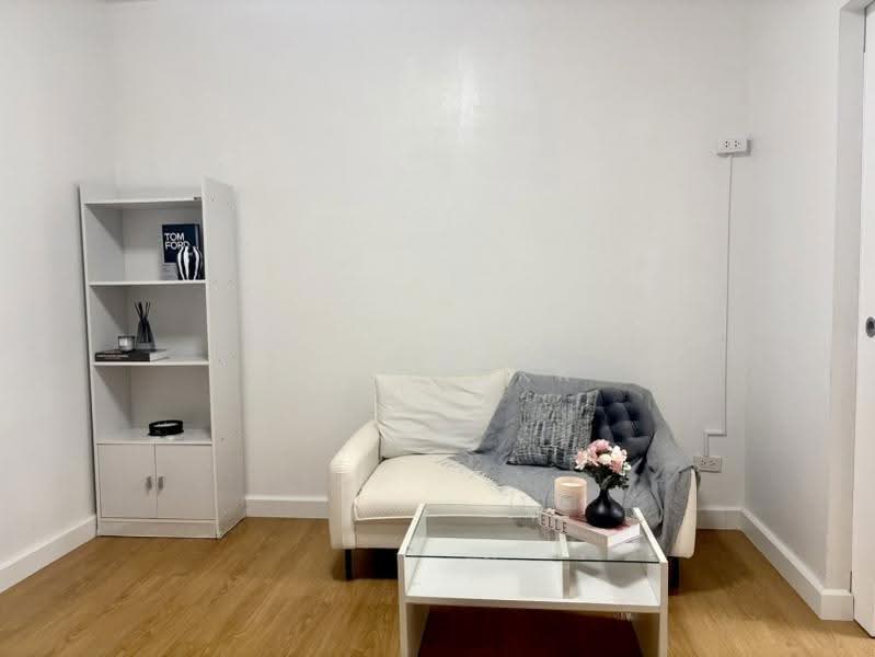 The Seed Ratchada-Huai Khwang, Bangkok, Soi Pracharatbamphen 20, Samsen Nok, Huai Khwang, Bangkok, 1 Bedroom, 28 sqm, Condo For Rent, by Agentbkk, 500540155 - DDproperty.com