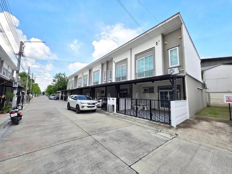 Gusto Townhome Ratchapruek - Rama 5 : กัสโต้ ทาวน์โฮม ราชพฤกษ์ - พระราม 5, นนทบุรี, ถนนบางกรวย - ไทรน้อย, บางกร่าง, เมืองนนทบุรี, นนทบุรี, 106 ตร.ม., ทาวน์เฮ้าส์ ขาย, โดย HOME Real Estate Service, 500540156 - DDproperty.com