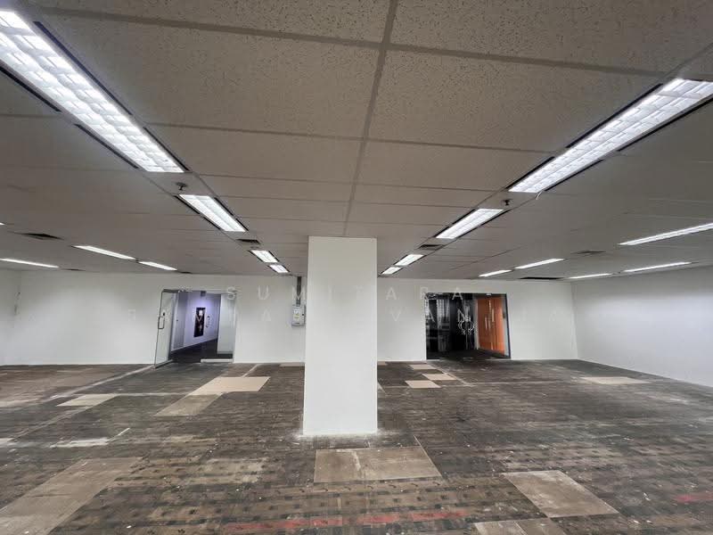 Office for rent Silom, Saladaeng, Bangkok, Silom, Bang Rak, Bangkok, , 140 sqm, Office Space For Rent, by Sumitara Sampattavanija, 500540175 - DDproperty.com