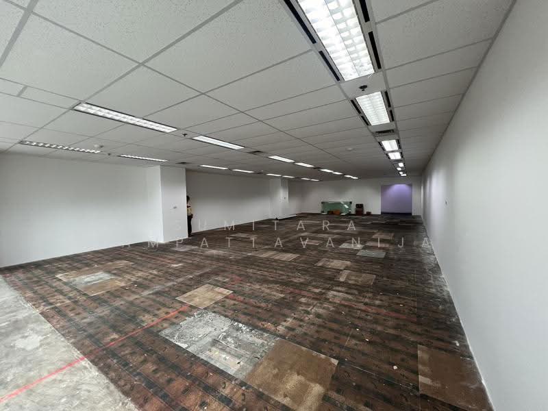 Office for rent Silom, Saladaeng, Bangkok, Silom, Bang Rak, Bangkok, , 140 sqm, Office Space For Rent, by Sumitara Sampattavanija, 500540175 - DDproperty.com