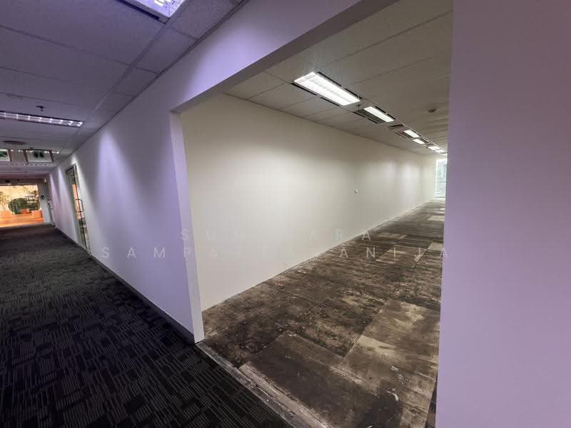Office for rent Silom, Saladaeng, Bangkok, Silom, Bang Rak, Bangkok, , 140 sqm, Office Space For Rent, by Sumitara Sampattavanija, 500540175 - DDproperty.com