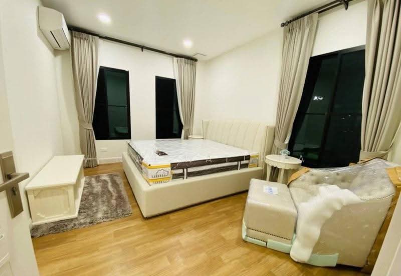 undefined, Bangkok, Saphan Sung, Bangkok, 4 Bedrooms, 303 sqm, Single Detached House For Rent, by Vinai Wattana, 500540177 - DDproperty.com