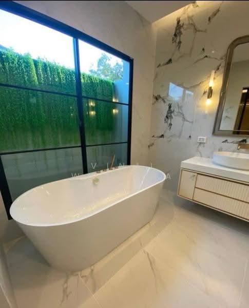 undefined, Bangkok, Saphan Sung, Bangkok, 4 Bedrooms, 303 sqm, Single Detached House For Rent, by Vinai Wattana, 500540177 - DDproperty.com