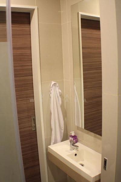 Q Asoke, Bangkok, 1678 Petchaburi Road, Makkasan, Ratchathewi, Bangkok, 1 Bedroom, 38 sqm, Condo For Sale, by Vinai Wattana, 500540212 - DDproperty.com