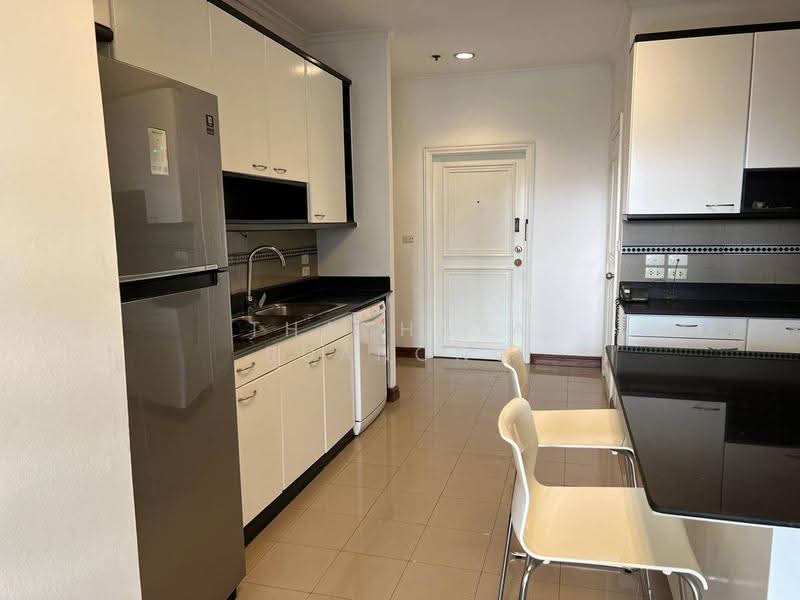 Kallista Mansion, Bangkok, 64 Soi Sukhumvit 11, Khlongtoei Nua, Watthana, Bangkok, 3 Bedrooms, 315 sqm, Condo For Rent, by Thachaya Buanong, 500540250 - DDproperty.com