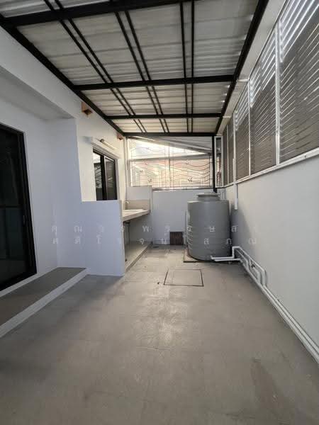 Landmark Ekamai-Ramindra, Bangkok, Sukhonthasawat Road, Lat Phrao, Bangkok, 3 Bedrooms, 210 sqm, Townhouse For Sale, by คุณวรพรรษสร ศศิโรจน์โสภณ, 500540251 - DDproperty.com