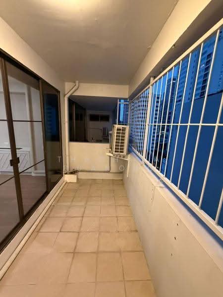 Regency Court condominium, Bangkok, 1 Khlong Toei District, Khlong Toei District, Bangkok, Khlong Toei, Bangkok, 4 Bedrooms, 360 sqm, Condo For Rent, by Thachaya Buanong, 500540272 - DDproperty.com