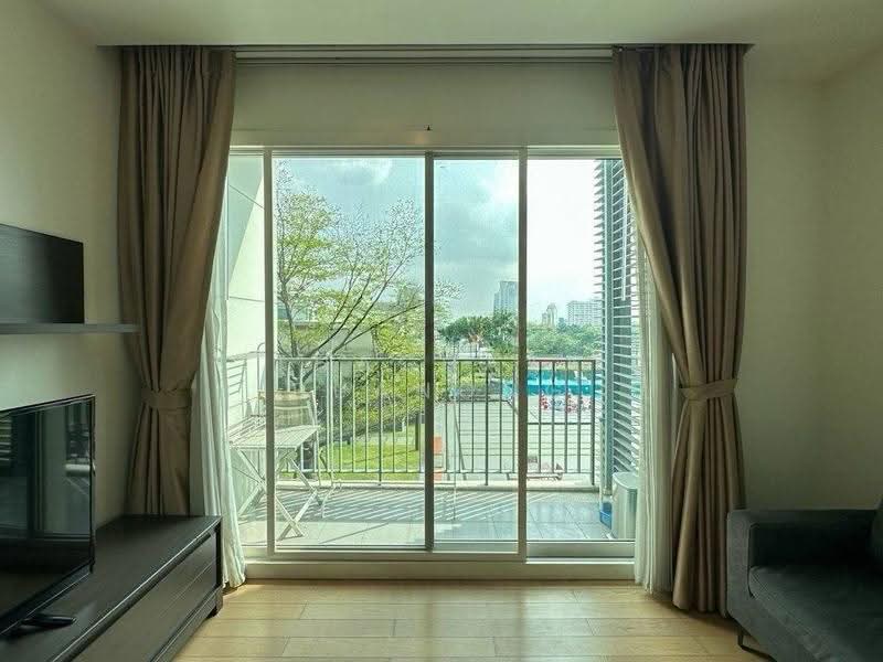 Siri At Sukhumvit, Bangkok, 902 Sukhumvit Road, Phra Kanong, Khlong Toei, Bangkok, 2 Bedrooms, 69 sqm, Condo For Sale, by Thachaya Buanong, 500540309 - DDproperty.com