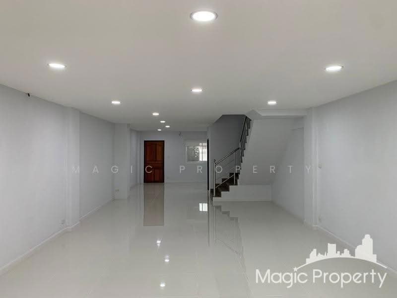 4 Bedroom Townhouse For Rent in Pattanakarn 31, Bangkok, Suan Luang, Bangkok, 4 Bedrooms, 270 sqm, Townhouse For Rent, by Magic Property, 500540526 - DDproperty.com