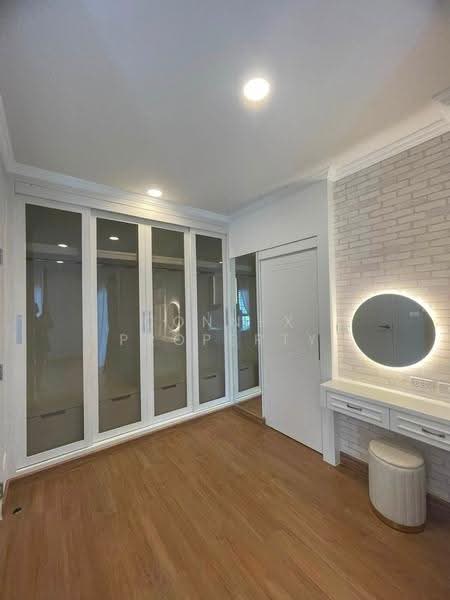 Centro Bangna, Samut Prakan, 111 Soi 3, Bang Kaeo, Bang Plee, Samut Prakan, 4 Bedrooms, 265 sqm, Single Detached House For Rent, by Connex Property, 500541273 - DDproperty.com