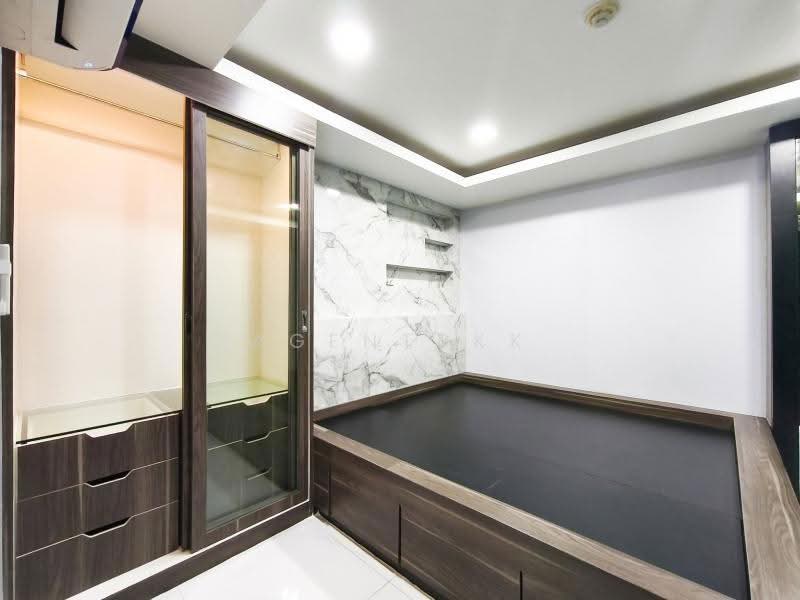 The Kris Ratchada 17, Bangkok, Inthamara 45 Alley, Din Daeng, Bangkok, 1 Bedroom, 46 sqm, Condo For Rent, by Agentbkk, 500541290 - DDproperty.com