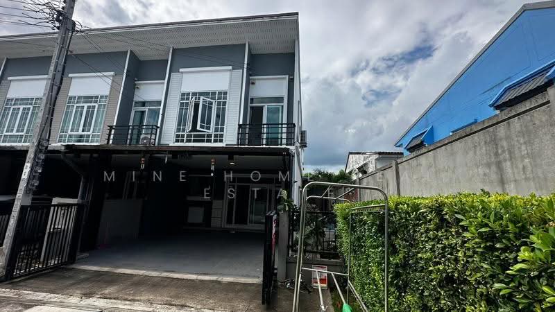 Gusto Petchakasem 69-Kanchanapisek, Bangkok, 89 Road along Khlong Phasi Charoen, southern side, Nong Kham, Nong Khaem, Bangkok, 4 Bedrooms, 134 sqm, Townhouse For Sale, by Mine Home Real Estate, 500541311 - DDproperty.com