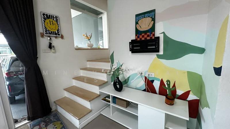 Gusto Petchakasem 69-Kanchanapisek, Bangkok, 89 Road along Khlong Phasi Charoen, southern side, Nong Kham, Nong Khaem, Bangkok, 4 Bedrooms, 134 sqm, Townhouse For Sale, by Mine Home Real Estate, 500541311 - DDproperty.com