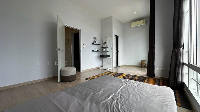 Gusto Petchakasem 69-Kanchanapisek, Bangkok, 89 Road along Khlong Phasi Charoen, southern side, Nong Kham, Nong Khaem, Bangkok, 4 Bedrooms, 134 sqm, Townhouse For Sale, by Mine Home Real Estate, 500541311 - DDproperty.com