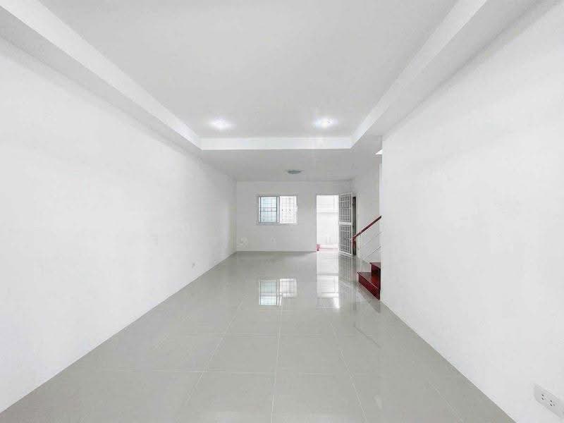 Suan Luang Ville 6, Bangkok, Dok Mai, Prawet, Bangkok, 3 Bedrooms, 100 sqm, Townhouse For Sale, by Rinrada Saelee, 500541318 - DDproperty.com