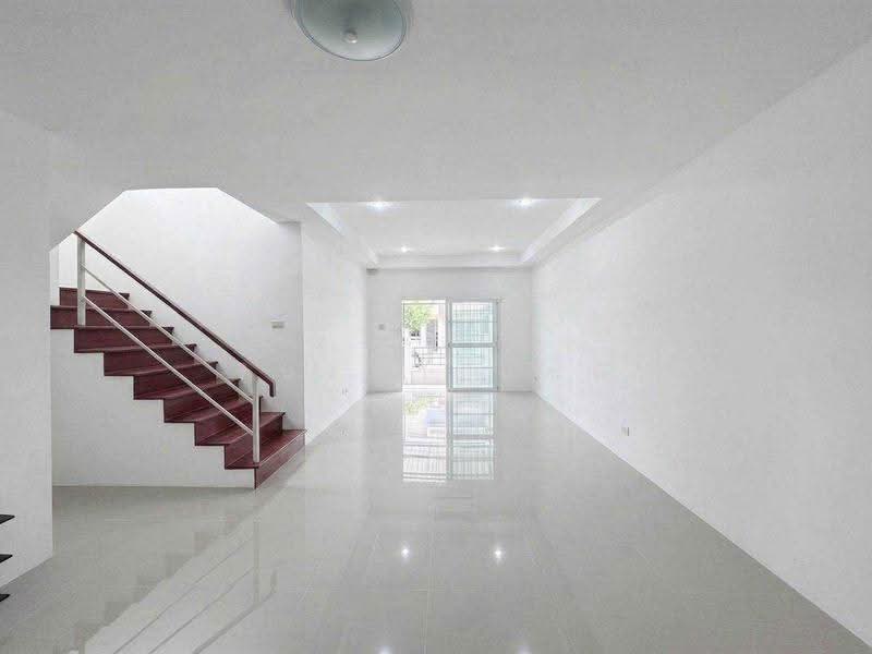 Suan Luang Ville 6, Bangkok, Dok Mai, Prawet, Bangkok, 3 Bedrooms, 100 sqm, Townhouse For Sale, by Rinrada Saelee, 500541318 - DDproperty.com