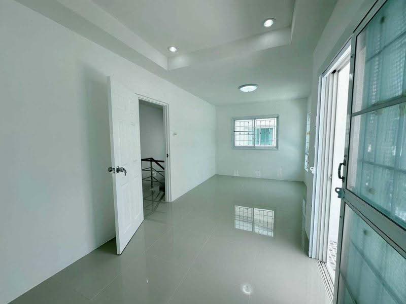 Suan Luang Ville 6, Bangkok, Dok Mai, Prawet, Bangkok, 3 Bedrooms, 100 sqm, Townhouse For Sale, by Rinrada Saelee, 500541318 - DDproperty.com