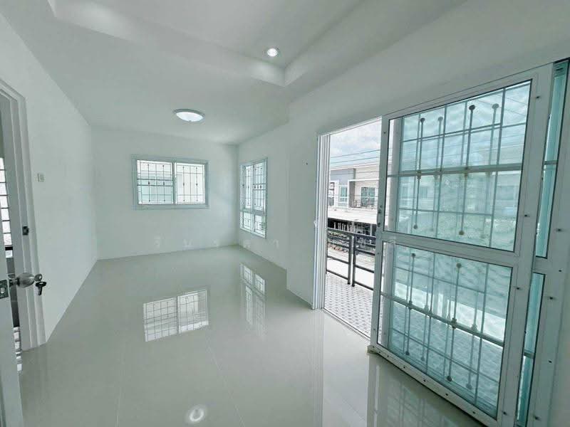 Suan Luang Ville 6, Bangkok, Dok Mai, Prawet, Bangkok, 3 Bedrooms, 100 sqm, Townhouse For Sale, by Rinrada Saelee, 500541318 - DDproperty.com