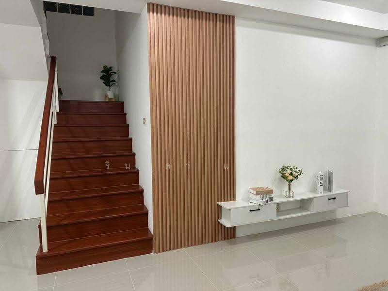 Suan Luang Ville 6, Bangkok, Dok Mai, Prawet, Bangkok, 3 Bedrooms, 100 sqm, Townhouse For Sale, by Rinrada Saelee, 500541318 - DDproperty.com