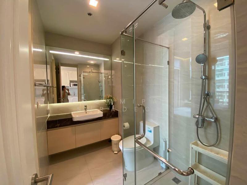 Noble State 39, Bangkok, 35 Soi Sukhumvit 39, Khlong Tan Nua, Watthana, Bangkok, 1 Bedroom, 30 sqm, Condo For Rent, by Poommipat Suradech, 500541337 - DDproperty.com