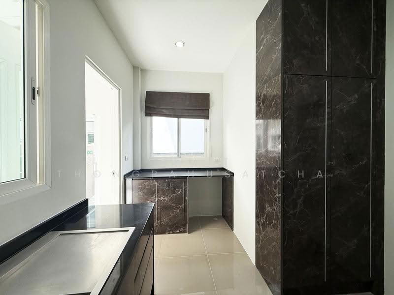 Grandio Petchkasem 81, Bangkok, Machareon Road, Nong Kang Plu, Nong Khaem, Bangkok, 4 Bedrooms, 165 sqm, Single Detached House For Sale, by Sumit Thongpahusatcha, 500541355 - DDproperty.com