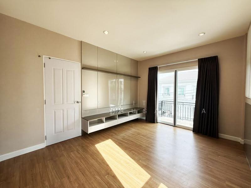 Grandio Petchkasem 81, Bangkok, Machareon Road, Nong Kang Plu, Nong Khaem, Bangkok, 4 Bedrooms, 165 sqm, Single Detached House For Sale, by Sumit Thongpahusatcha, 500541355 - DDproperty.com
