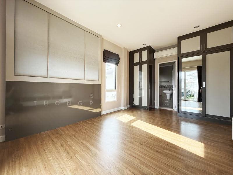 Grandio Petchkasem 81, Bangkok, Machareon Road, Nong Kang Plu, Nong Khaem, Bangkok, 4 Bedrooms, 165 sqm, Single Detached House For Sale, by Sumit Thongpahusatcha, 500541355 - DDproperty.com