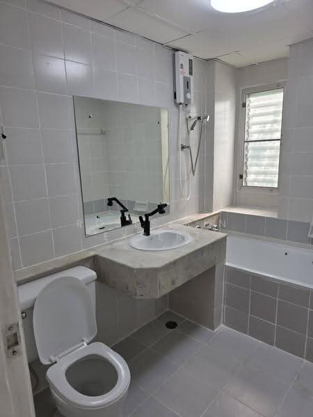 Baan Suan Sukhumvit, Bangkok, Soi On Nut 46, Suan Luang, Bangkok, 2 Bedrooms, 61 sqm, Condo For Rent, by Rosesirin Expert, 500541377 - DDproperty.com