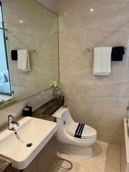 ASHTON Silom, Bangkok, 166 Silom Road, Bang Rak, Bangkok, 1 Bedroom, 50 sqm, Condo For Rent, by Jaruphat Phukham, 500541382 - DDproperty.com